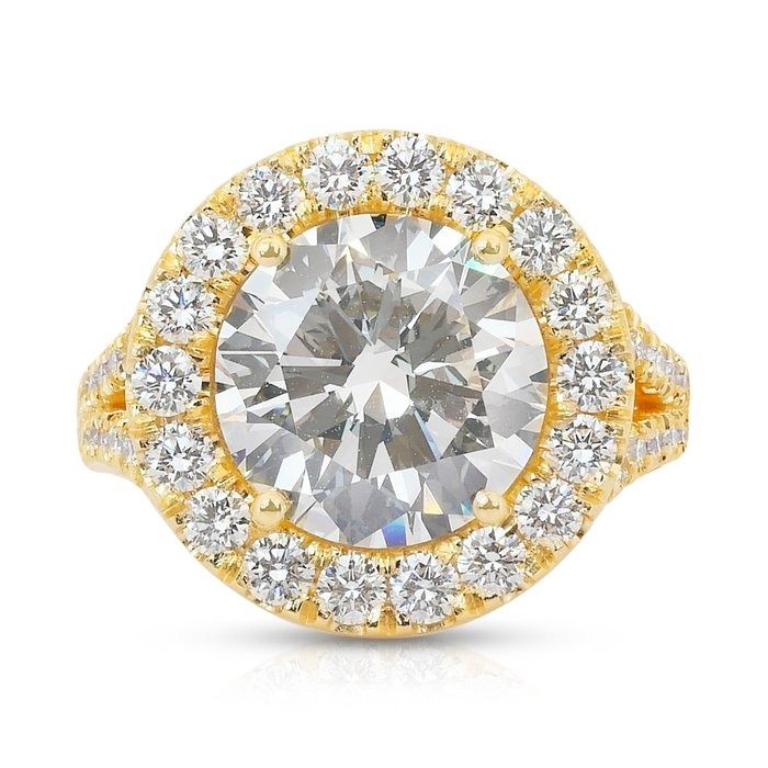 Sparkling 5.06ct Diamonds Halo Ring in 18k Yellow Gold - IGI Certified