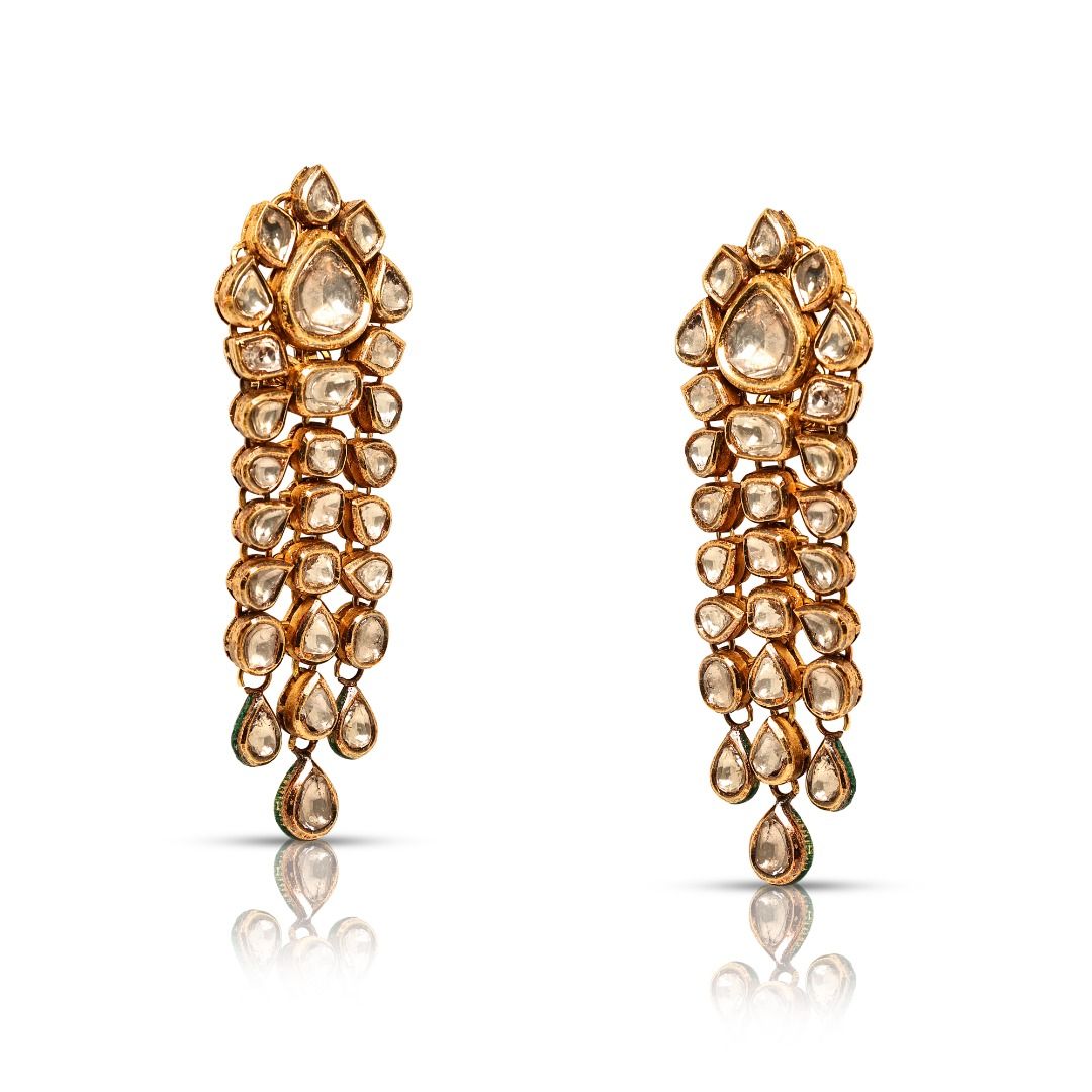Splendid 52ct Natural Diamonds Earrings in Radiant 20K Yellow Gold