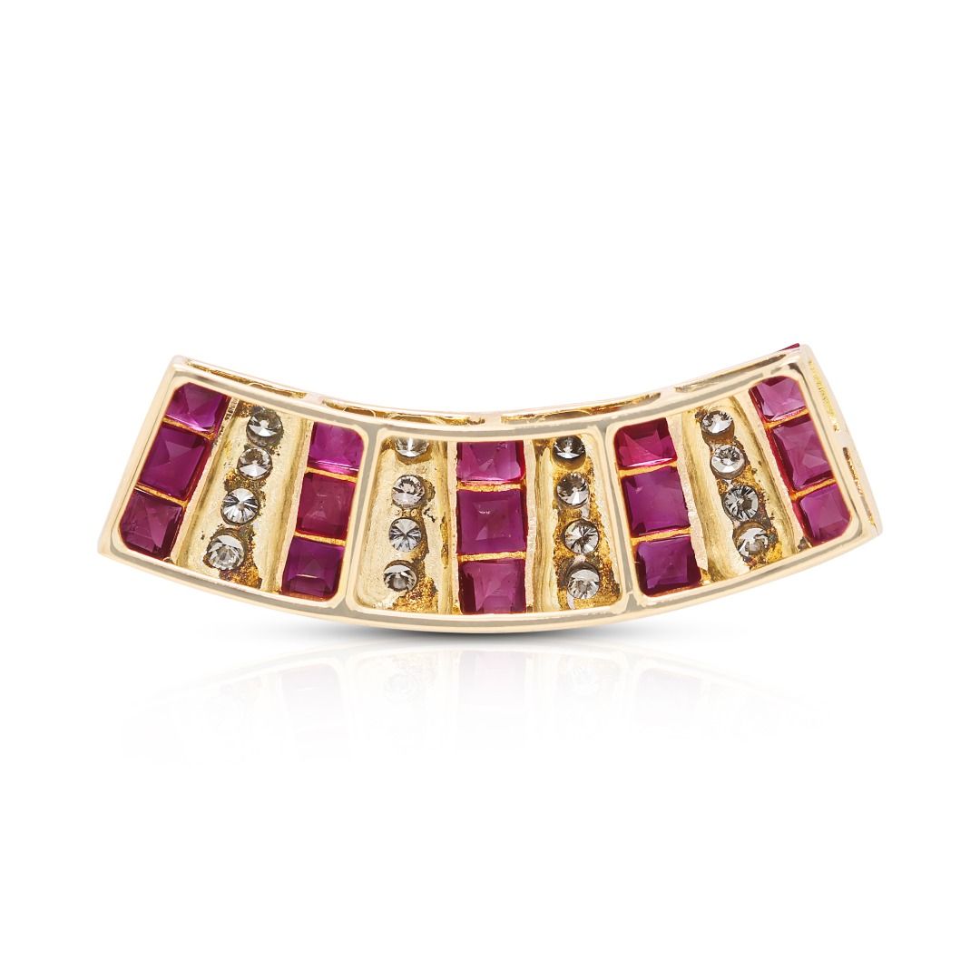 Striking 1.44ct Ruby & Diamond Pendant in 18K Two-Toned Gold