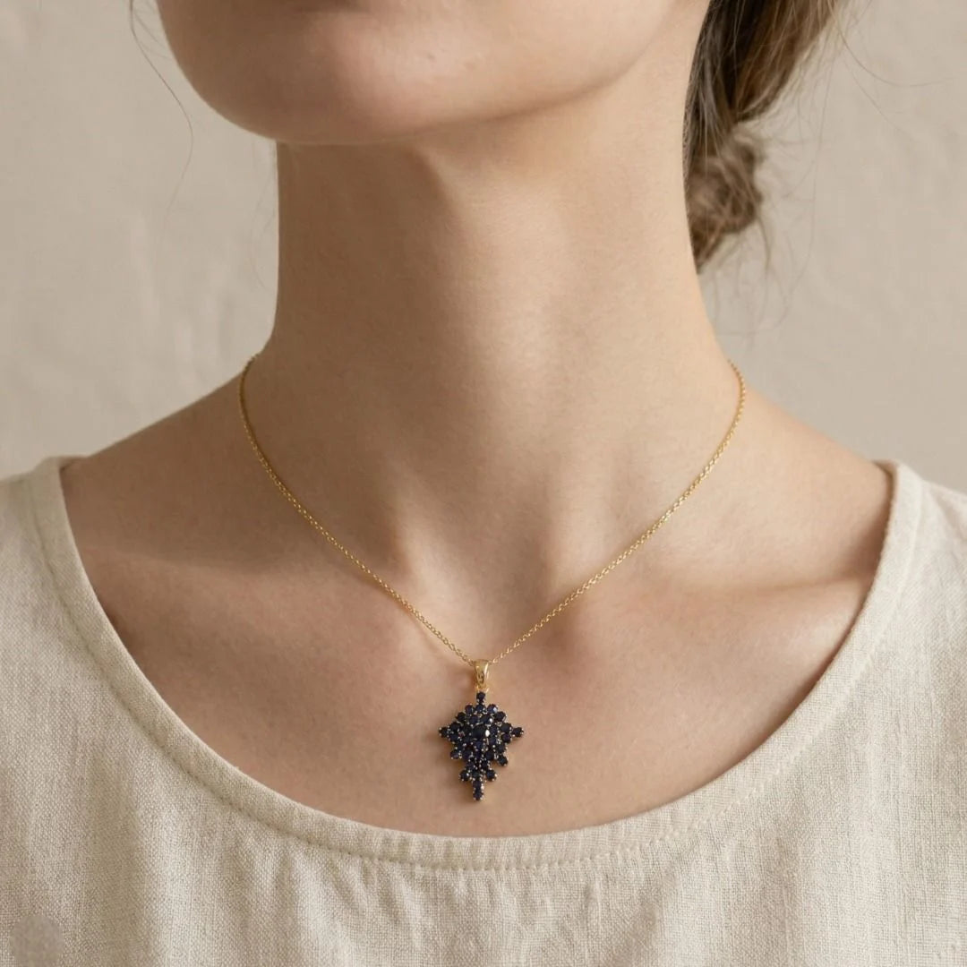 Striking 1.6ct Sapphire Cluster Pendant in 18K Yellow Gold