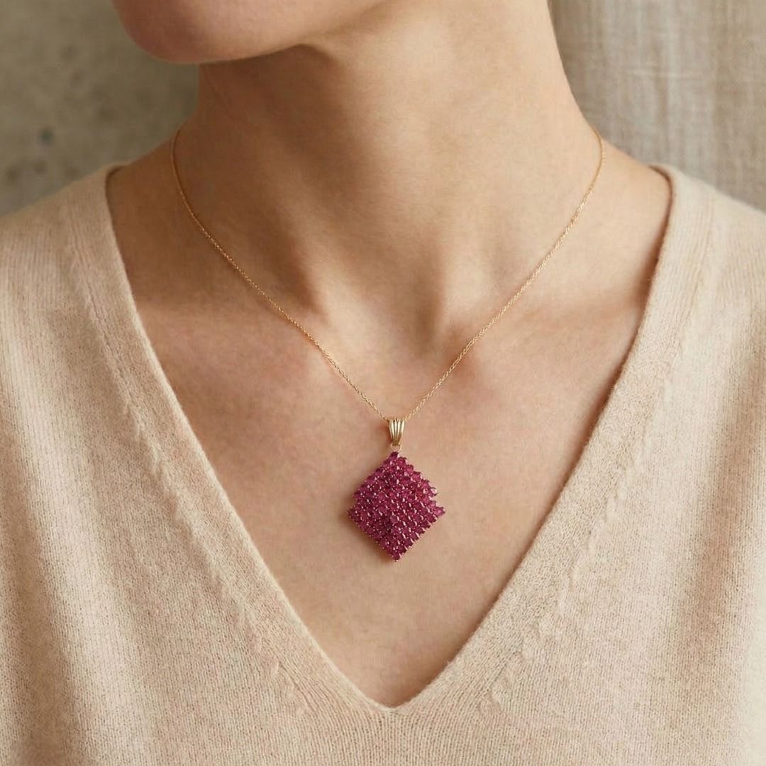 Striking 3.18ct Ruby Pendant in 18K Yellow Gold