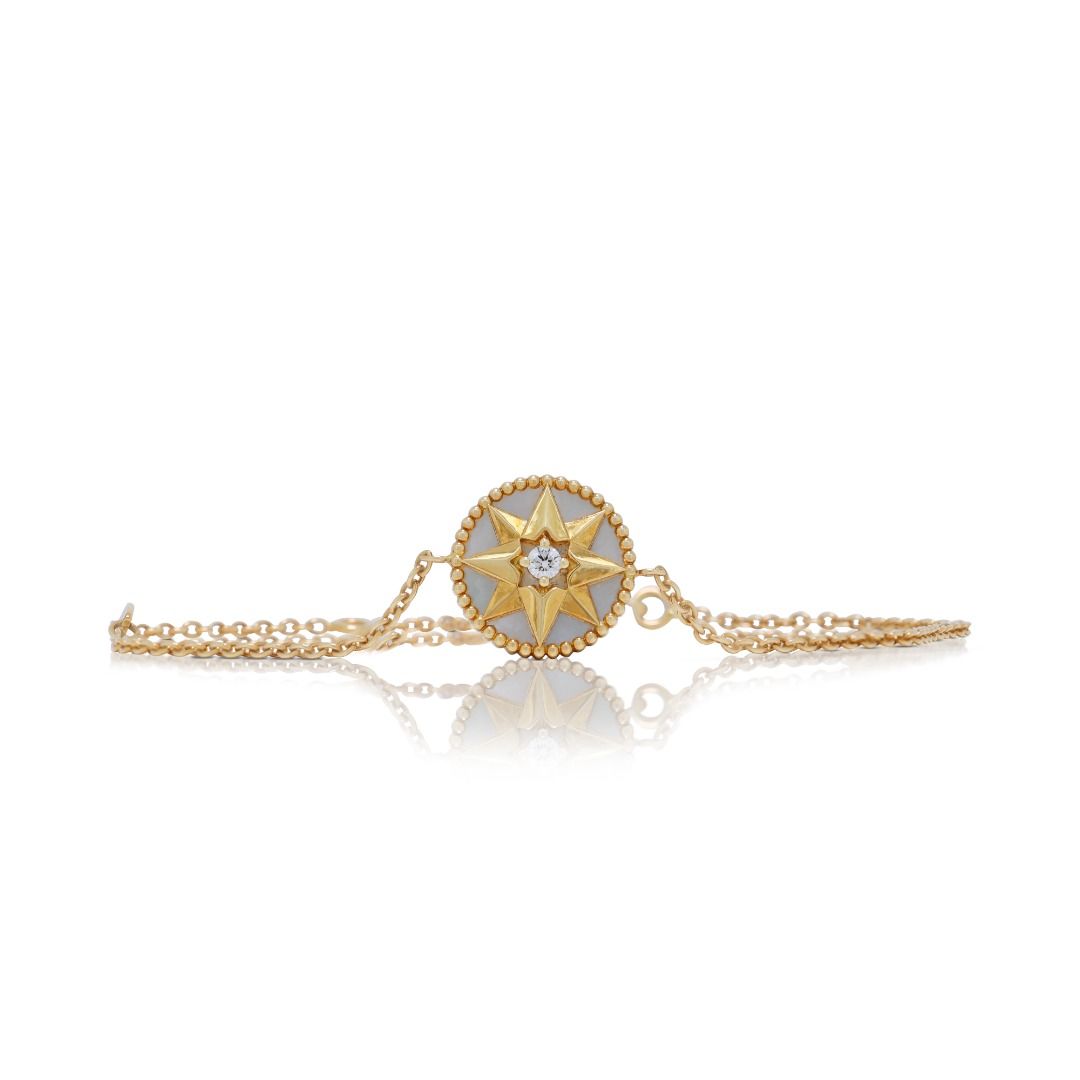 Star-Shaped 0.03ct Natural Diamond Bracelet in 18K Yellow Gold