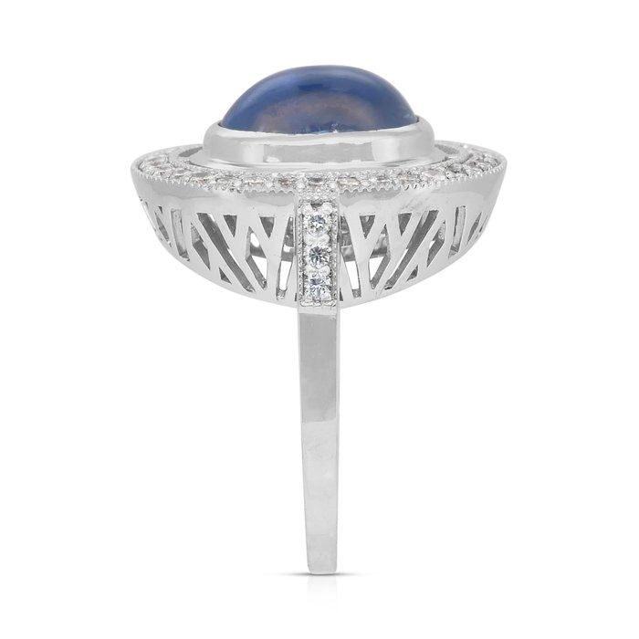 Stunning 10.92ct Star Sapphire and Diamonds Cocktail Ring in 18k White Gold - IGI Certified