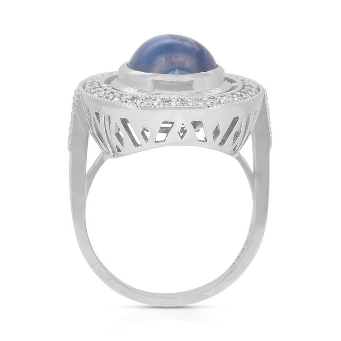 Stunning 10.92ct Star Sapphire and Diamonds Cocktail Ring in 18k White Gold - IGI Certified