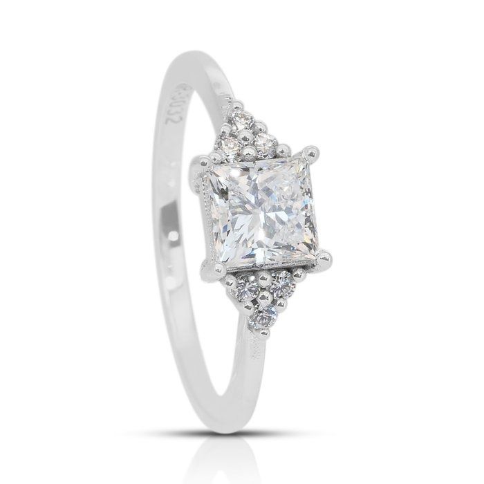 Stunning 1.15ct Diamonds Cluster Ring in 14k White Gold - GIA Certified