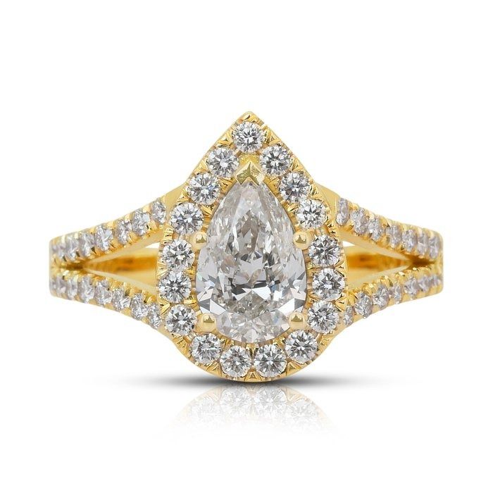 Stunning 1.69ct Diamonds Halo Ring in 18k Yellow Gold - IGI Certified