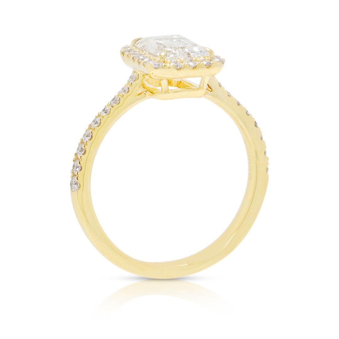 Stunning 1.80ct Diamond Halo Pavé Ring in 18K Yellow Gold - HRD Certified
