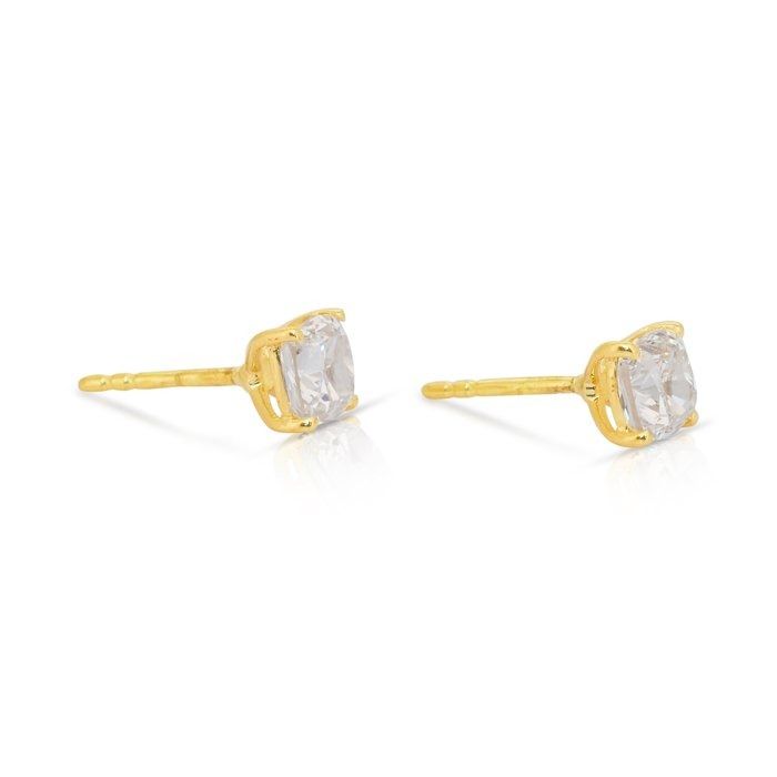Stunning 2.02ct Diamonds Stud Earrings in 18k Yellow Gold - IGI Certified