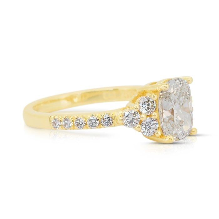 Stunning 2.06ct Diamonds Pave Ring in 18k Yellow Gold - IGI Certified
