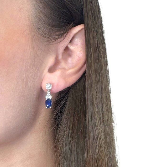 Stunning 2.88ct Sapphires and Diamonds Drop Earrings in 18k White Gold - IGI Certified