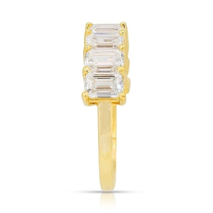Stunning 3.30ct Diamonds Half-Eternity Ring in 18k Yellow Gold - IGI Certified