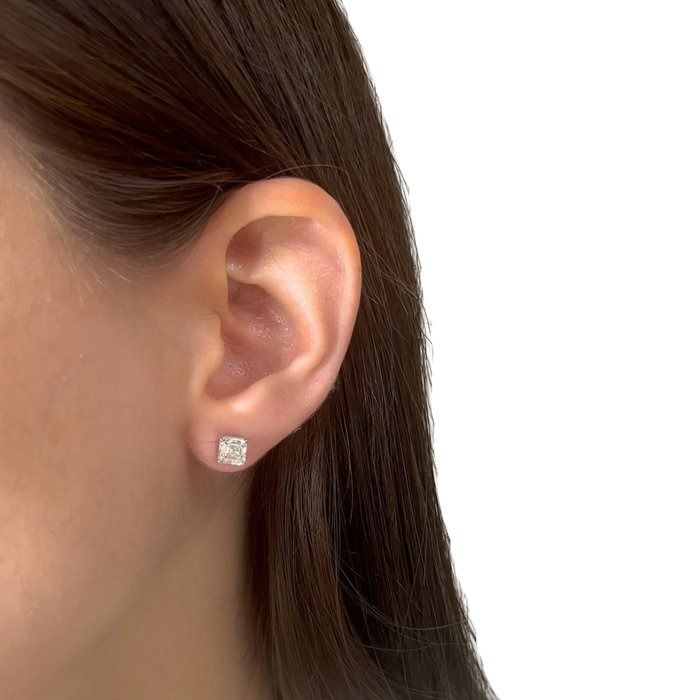 Timeless 2.06ct Diamonds Stud Earrings in 18k White Gold - IGI Certified