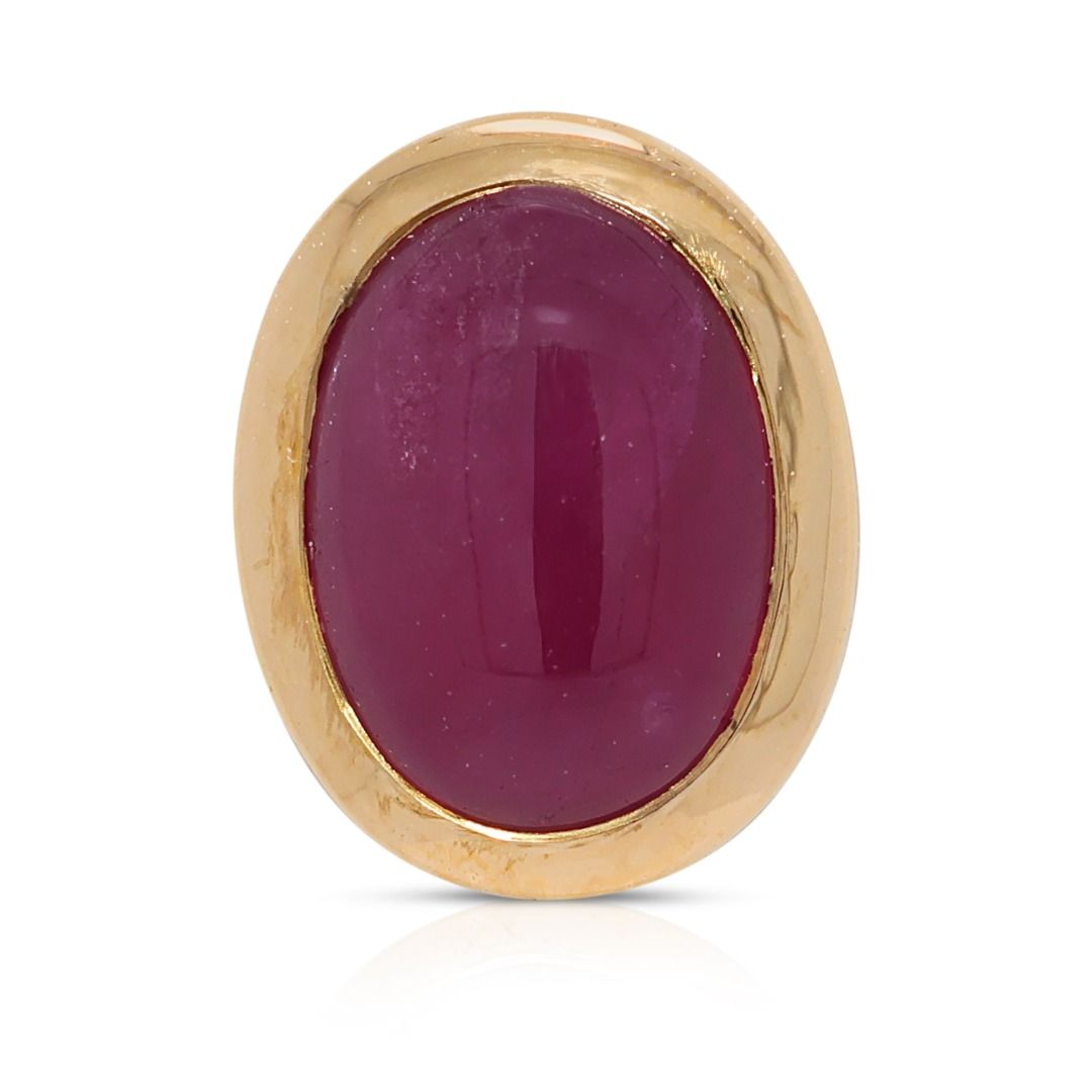 Vivid 0.8ct Ruby Pendant in 18K Yellow Gold (New)