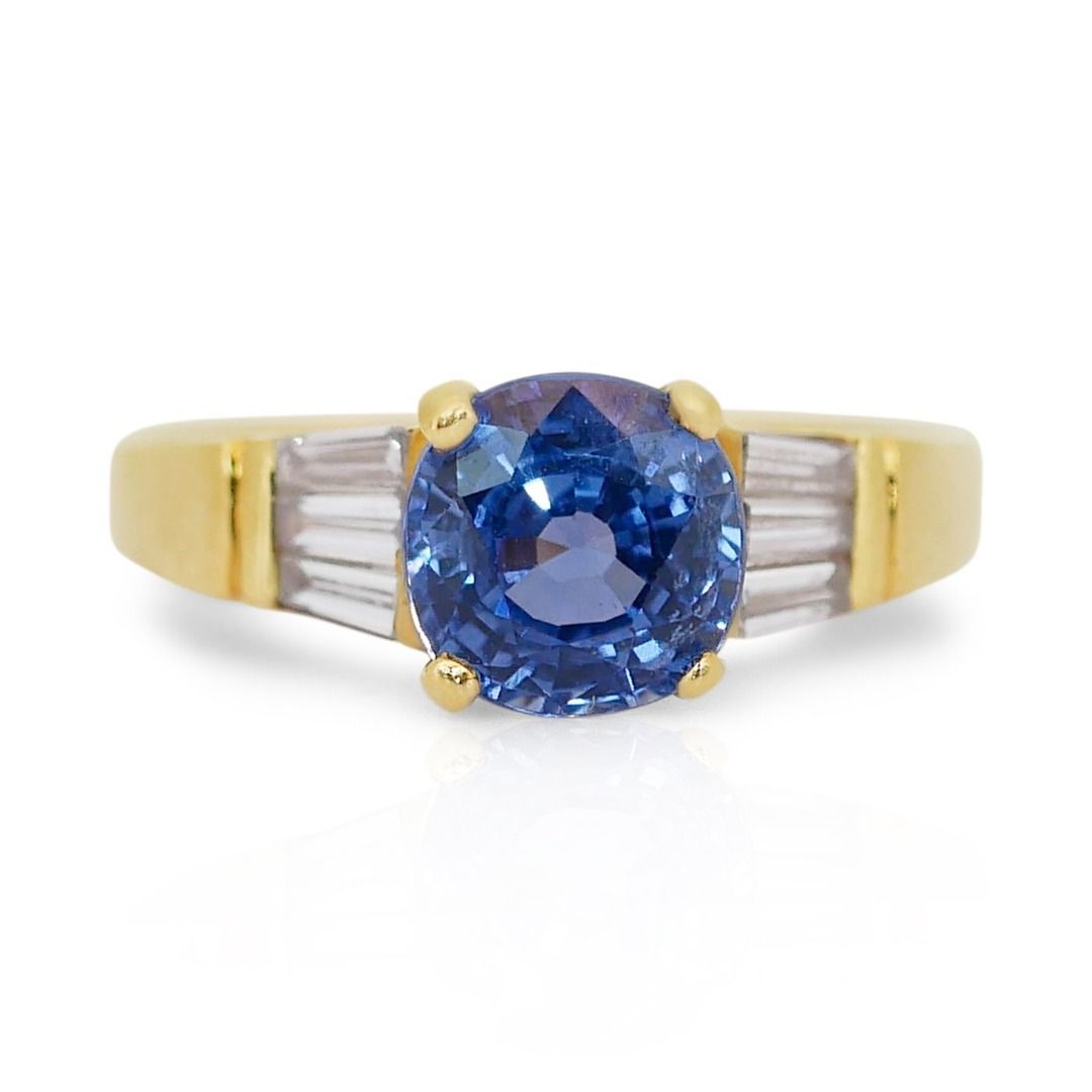 Beautiful 0.74ct Sapphire and Diamonds 3-Stone Ring in 18k Yellow Gold ...